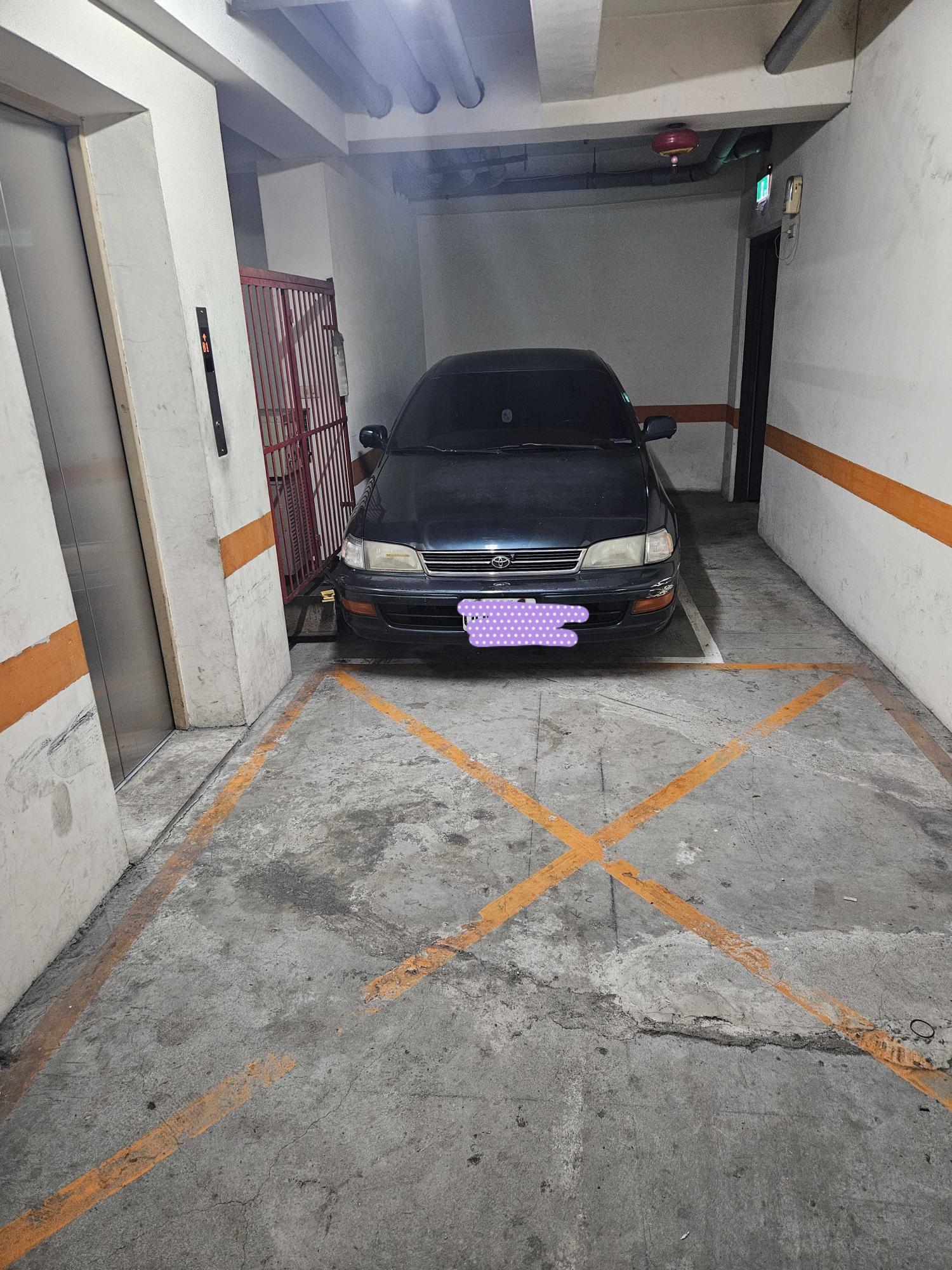 練習停車（本人有駕照、有上路經驗）