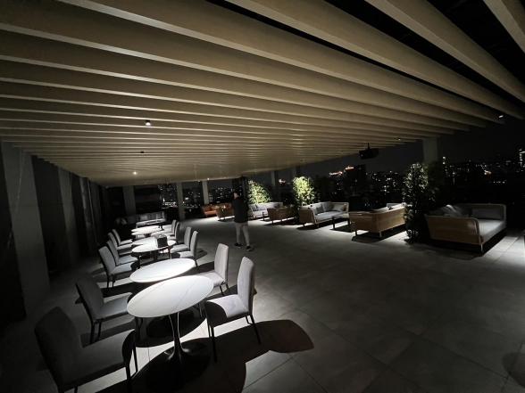 高空酒吧調酒師